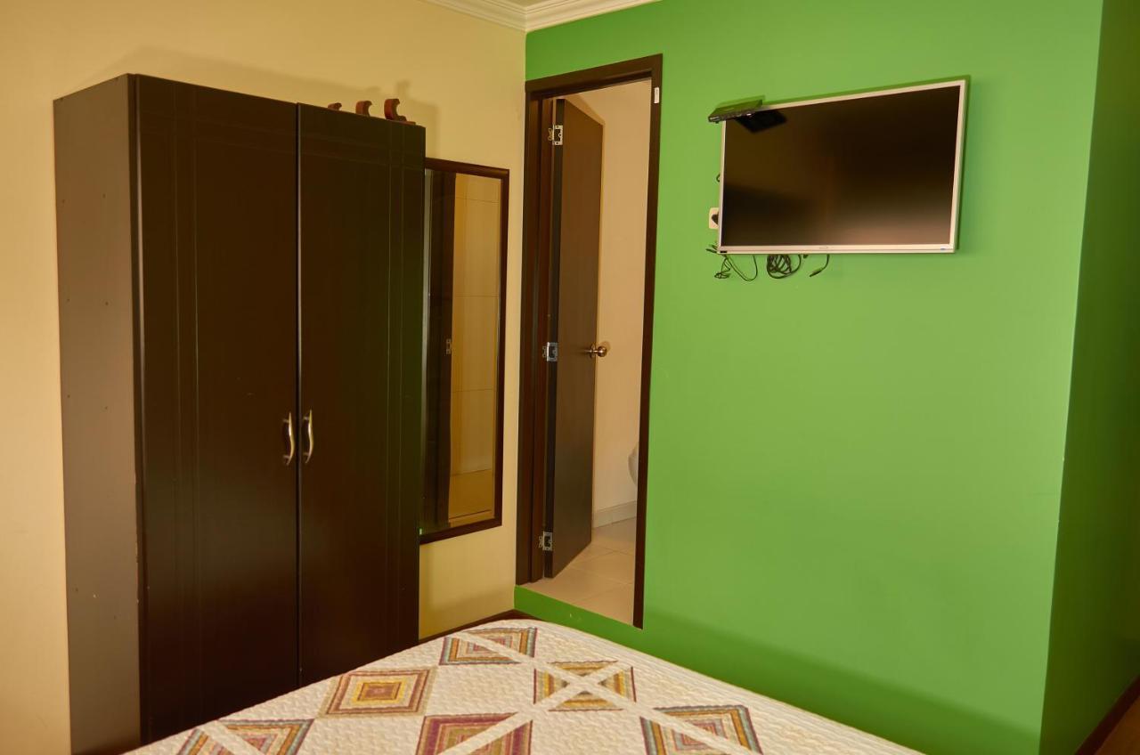 Hotel Alojate In بوغوتا المظهر الخارجي الصورة
